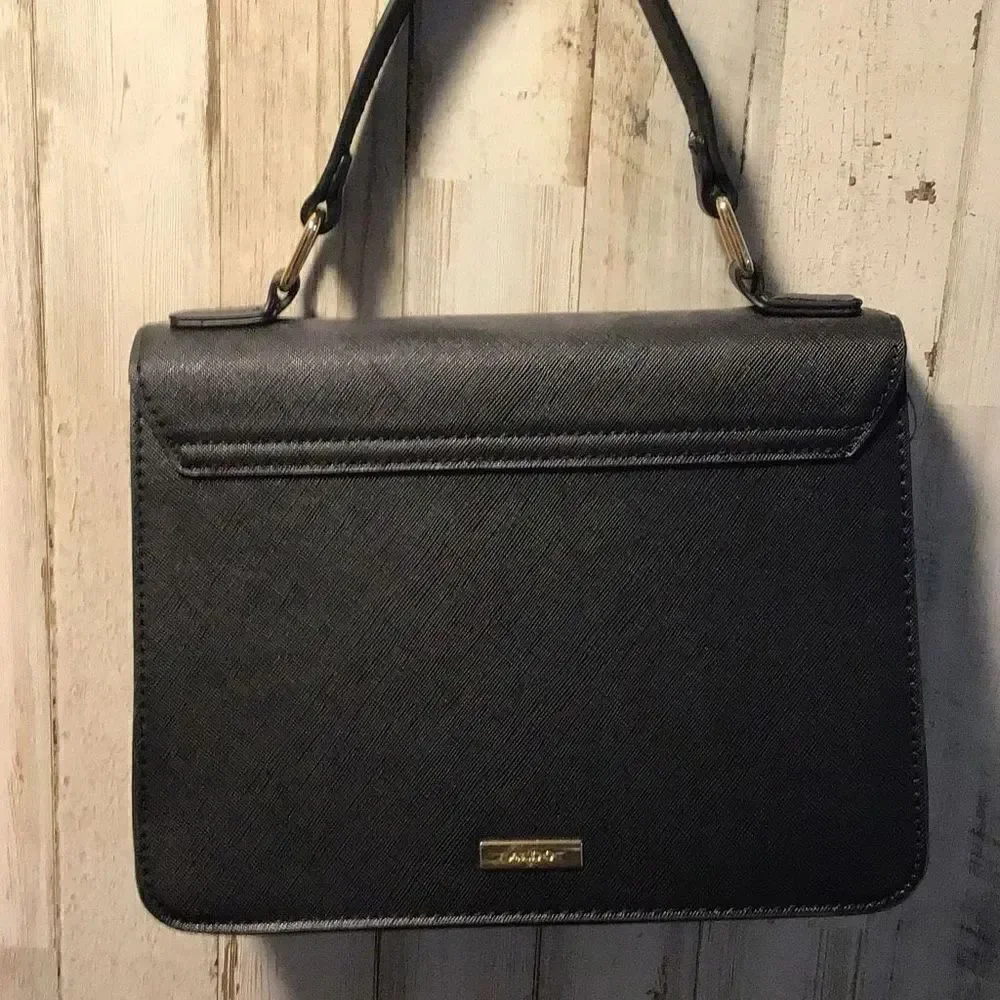 Perty lil handbag by Aldo